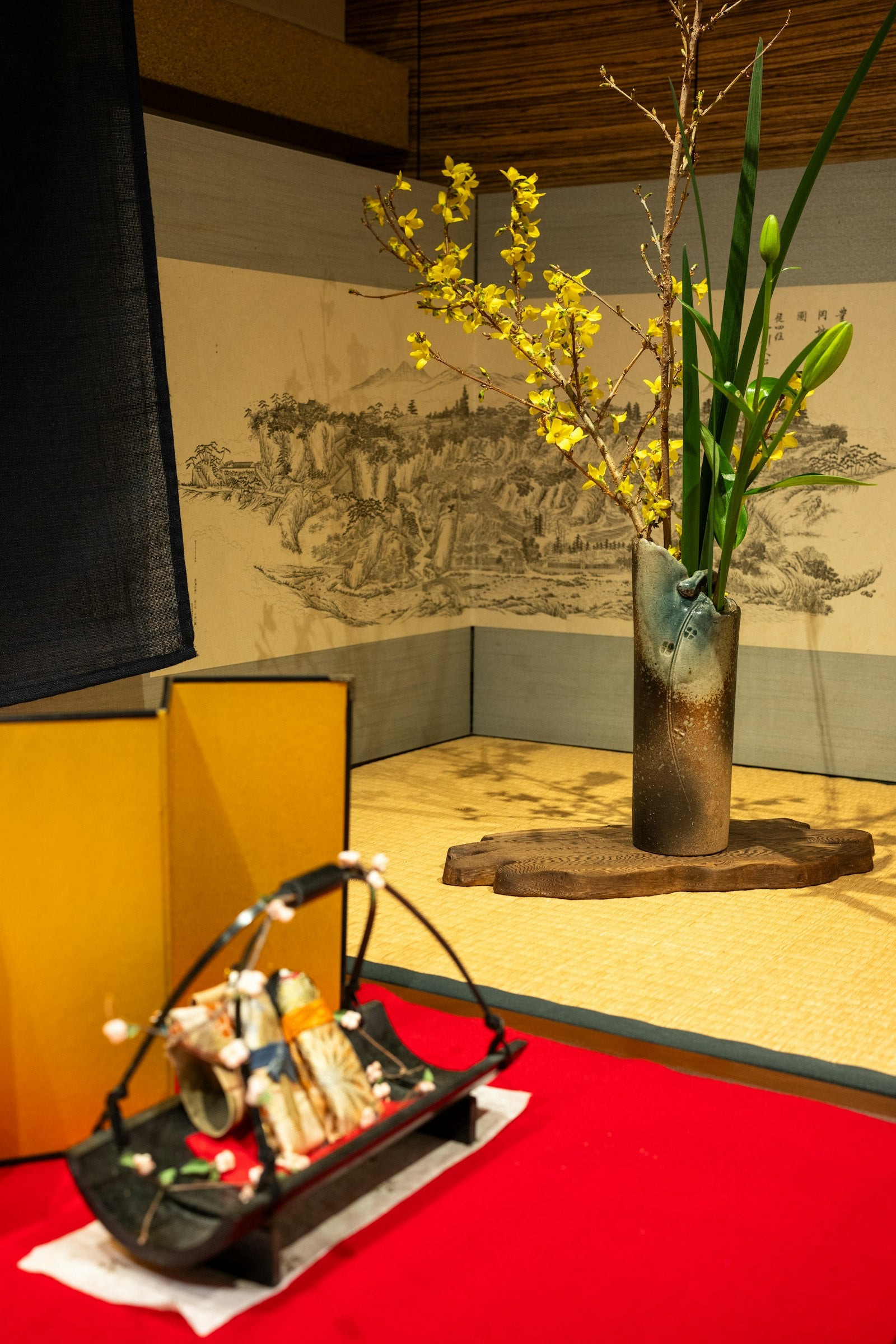 Grand statement arrangements